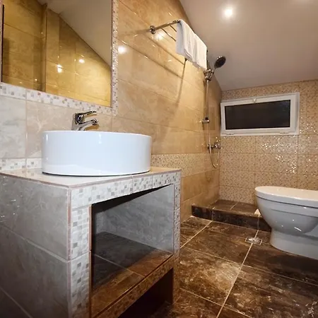 Apartment Olympou 5